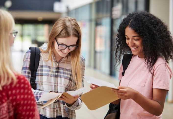 Supporting your child through GCSE and A-level results day
